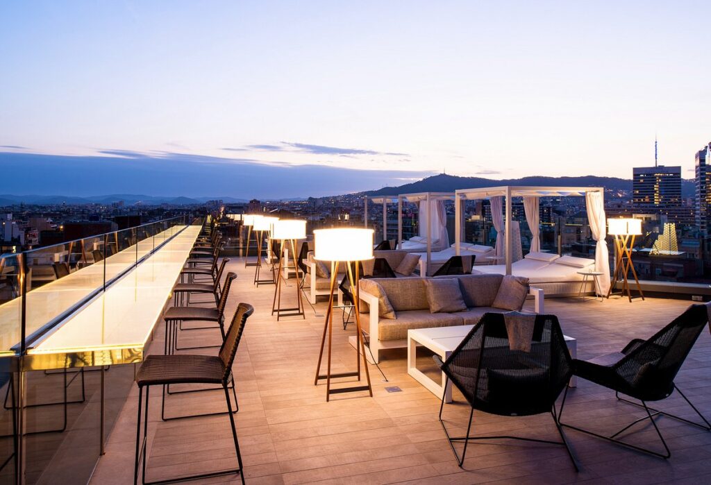 catalonia-barcelona-plaza-8-1024x699